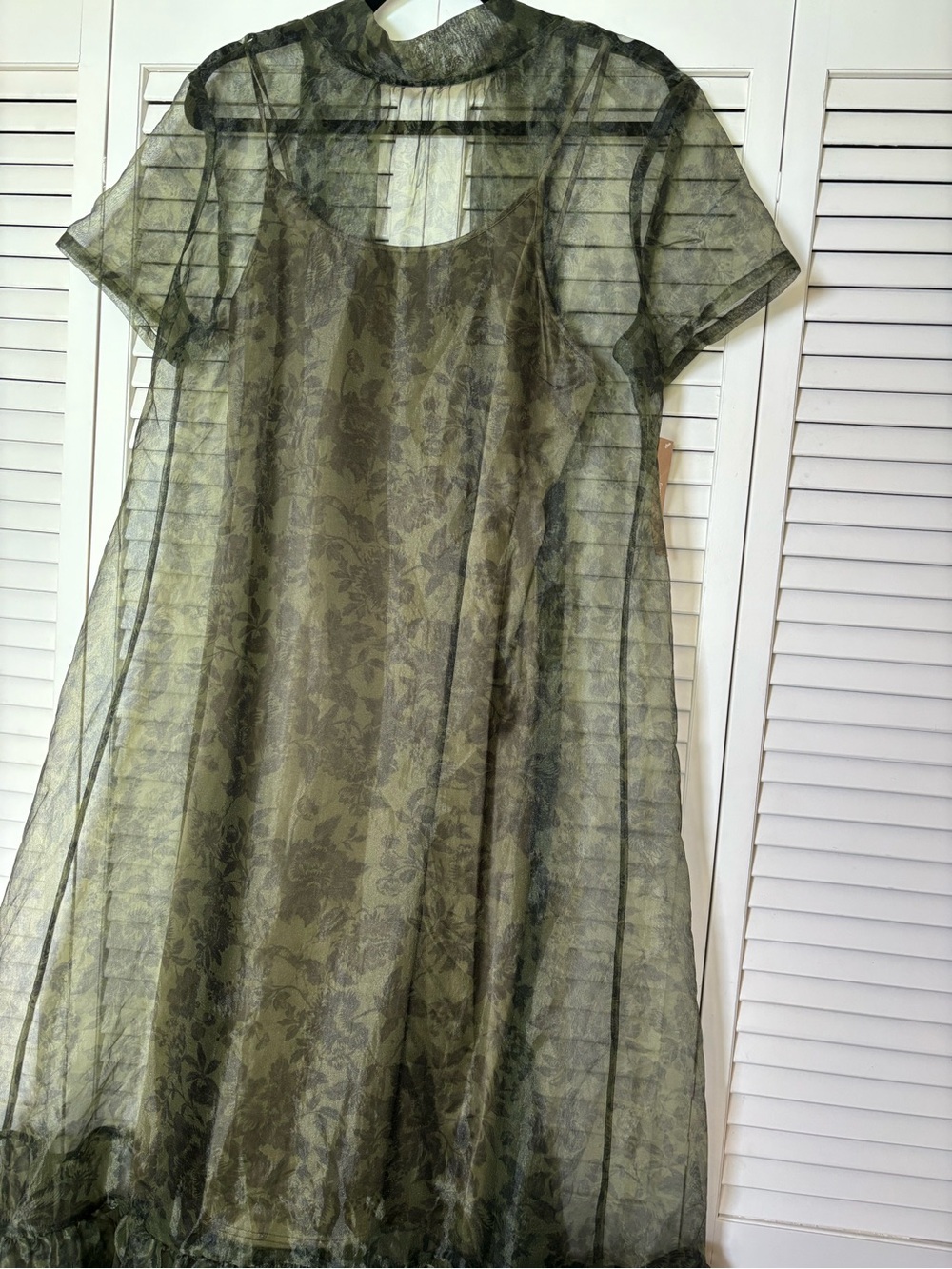 NWT CAARA Melody Olive Floral Organza Elegant Dress Size Medium - Picture 8 of 10